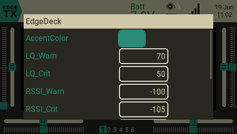 EdgeDeck settings screen showing accent color, link quality, and RSSI options